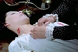 Helga Liné saga de los Dracula 1973 2 min
