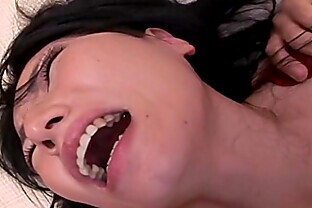 Fat pussy slut sucks big one-eyed monster