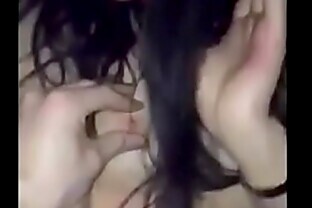 Gái xinh phê đá 2 min