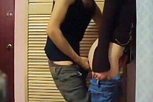 Standing Amateur Sex From Behindind 5 min
