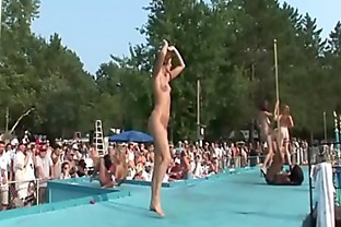 nudes-a-poppin-2005-scene 7