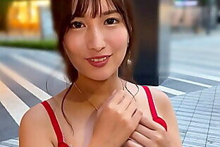 　ハメ撮り　絶世の美女とハメ撮りセックス。おしゃれなレストランに遊びに行ったあとにラブホテルへ。彼女は何人ともセックスしているビッチですが、今夜は僕ともハメ撮りセックス。