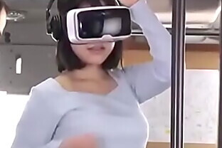 Linda asiática es cogida en el bus con lentes de rv 3 (har-064) 42 min