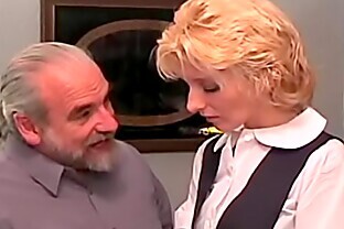 Mature spanked on livecam