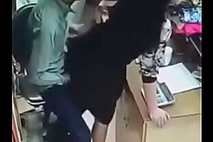 Comércio ta fraco bors comer a colega de trabalho???
