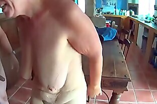 Suzisoumise the mature whore fucked twice by her guest.