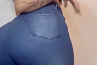 Lula Farting In Jeans! (HUGE BOOTY!)