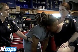 Rasta mechanic tunes up some female cops