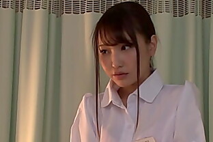 「マジ天使！？」骨折してオナニーできない僕のチ●コは我慢の限界！それを見かねた美人ナースは使命感に駆られたのか優しく手を添えてくれ… 3【パート3】