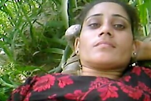 Beautiful Desi Village Girl  Outdoor Fucking With Boyfriend