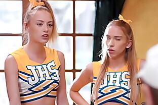 - Cheerleaders rimmed and analed by coach