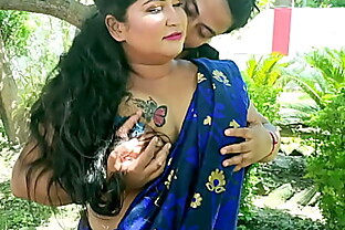 Desi hot Housewife Amazing XXX sex with New Indian boy! Hot sex