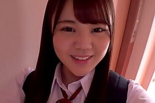 真っ白でもちもちな極上の雪肌&柔乳がたまらん超色白JK！口射、顔射、中出し、出して出してイキまくるっ！全力騎乗位でハメまくり！！