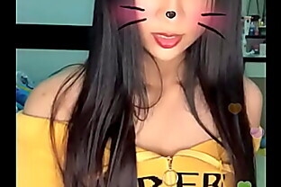 Asiática na live