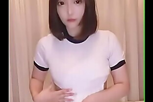 I tried on a handsome, echi-chi gym uniform with great lower tits!