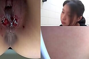 Asian babes filmed peeing