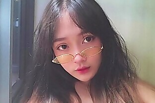 Hot streamer Triệu Linh Anh cùng bạn trai -