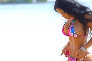 Sexy Latina does striptease - bit.do/cKcM3