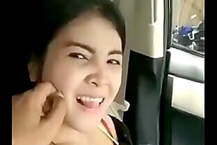เด็กเสี่ย ล้วงในรถซะเลย.MP4
