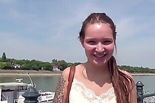 GERMAN SCOUT - 19 JAHRE ALTE STUNDENTIN MIA ANAL GEFICKT