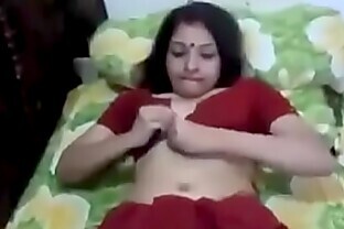 Indian Newl merried wife fucking with Ex Bf in her hom