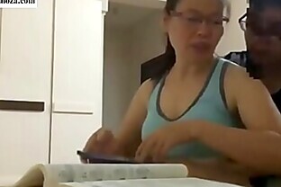 China mom and boy - CLPorn.com