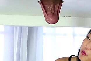 Gloryhole asian spunked