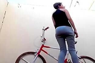 Dutch Maid with Lipstick bike
