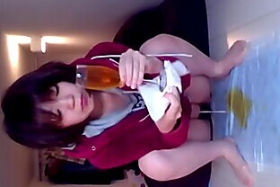 Japanese ho collects pee