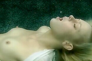 Sex In The Water 19 min