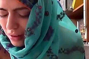pakistani girlfriend rubina fucked hard by her boyfriend 3 min